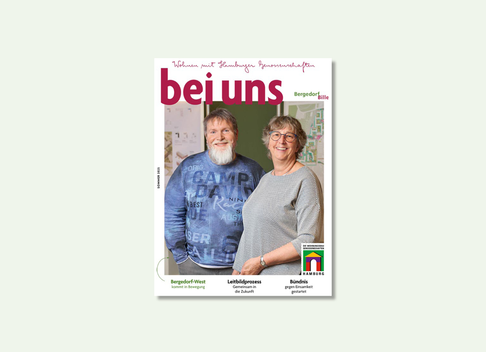Titelseite des Mitgliedermagazins „bei uns“, Ausgabe Sommer 2025